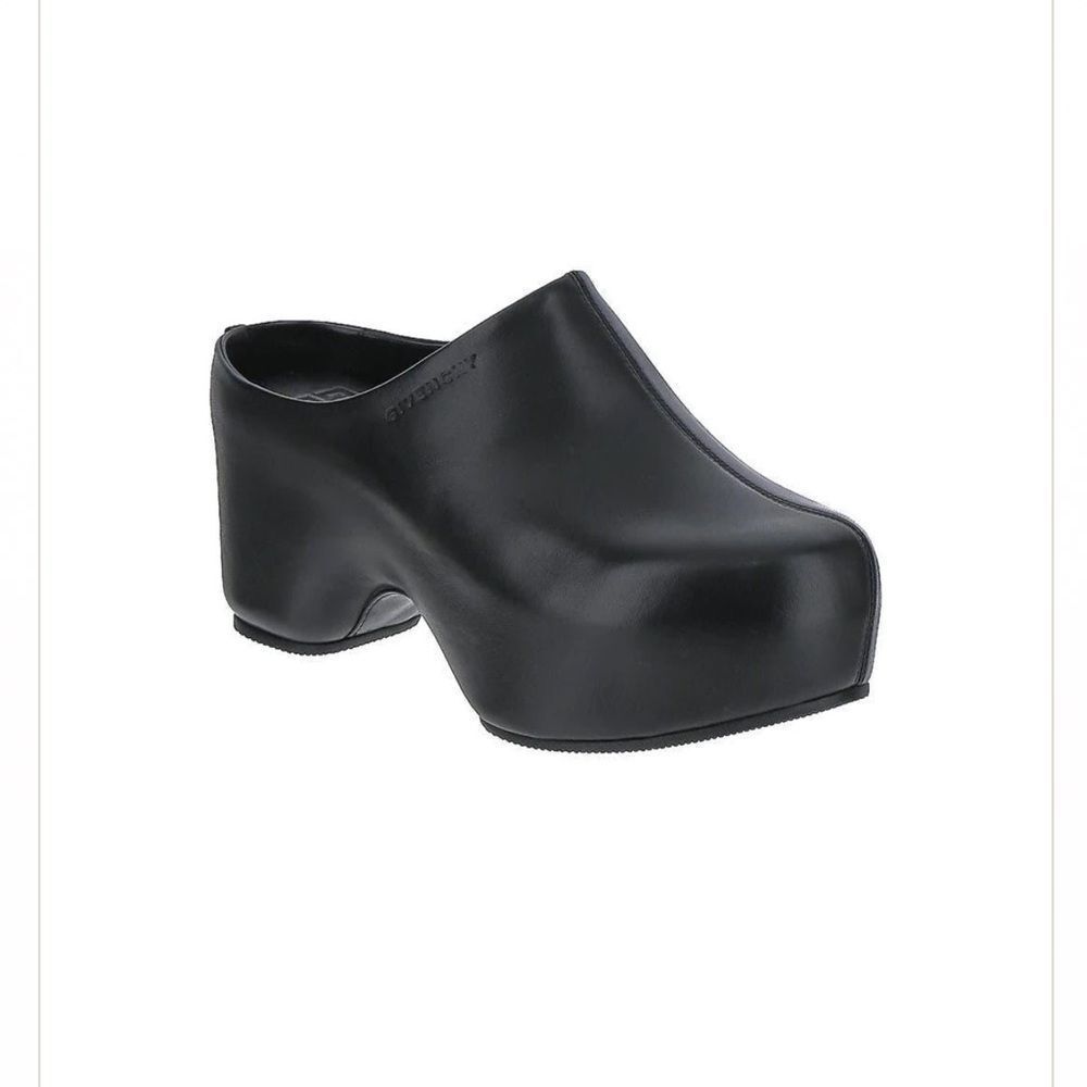 Givenchy Low Black Leather Clogs 40=10